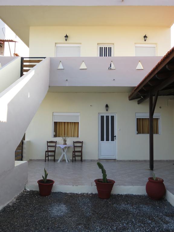 Frosso'S Sea Apartments Kokkini Hani Екстер'єр фото
