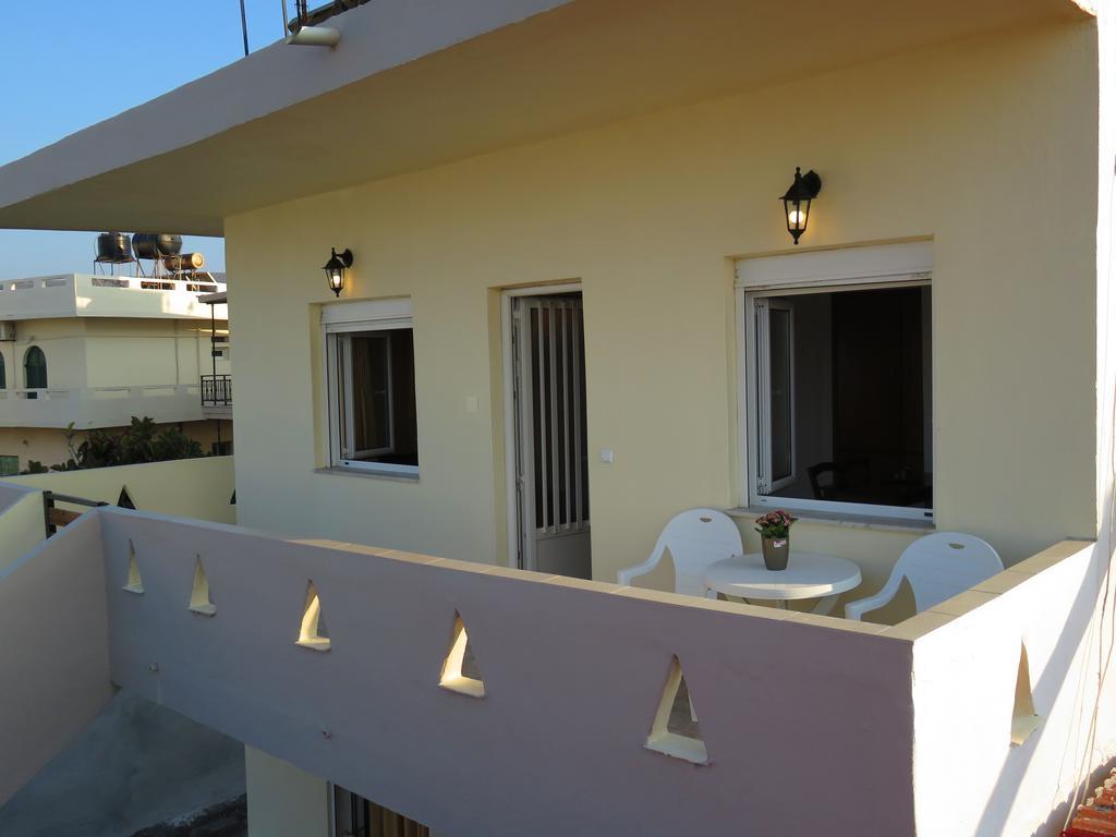 Frosso'S Sea Apartments Kokkini Hani Екстер'єр фото