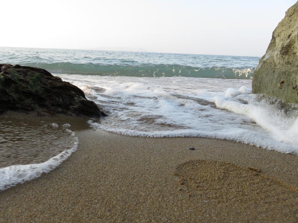 Frosso'S Sea Apartments Kokkini Hani Екстер'єр фото