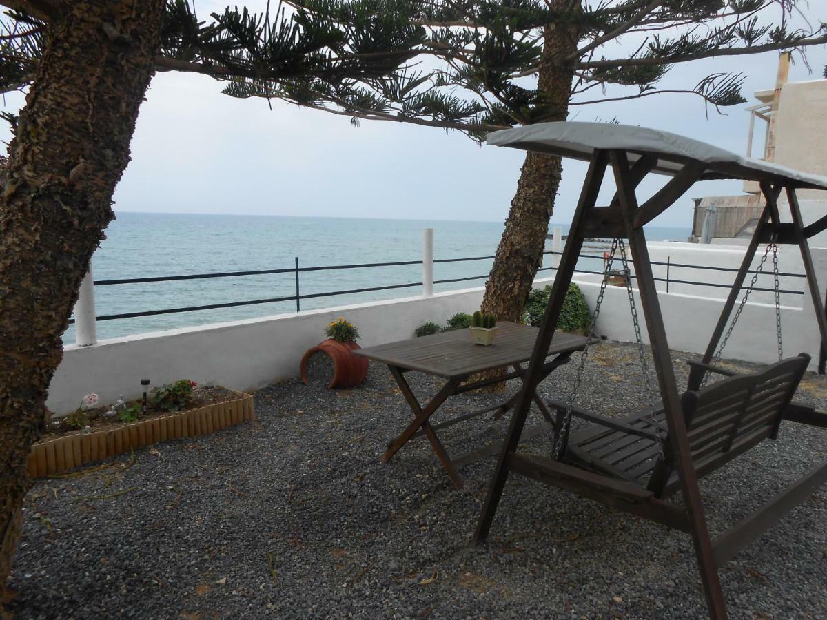 Frosso'S Sea Apartments Kokkini Hani Екстер'єр фото