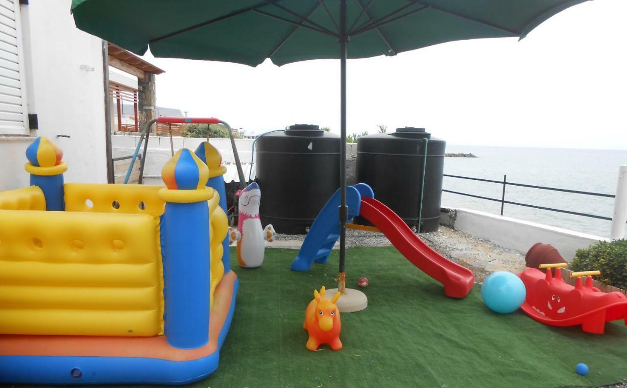 Frosso'S Sea Apartments Kokkini Hani Екстер'єр фото